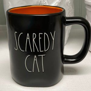 RAE DUNN Scaredy Cat Halloween Coffee Mug NWT